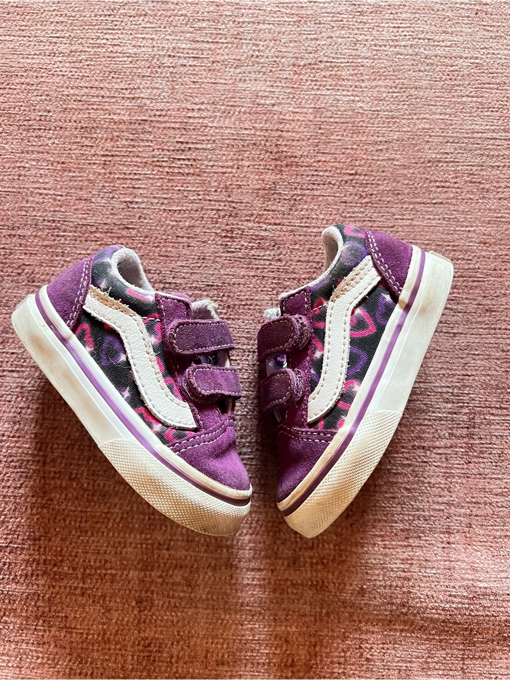 VANS Toddler Size 4 Purple Shoes Sneakers with Heart Accent
